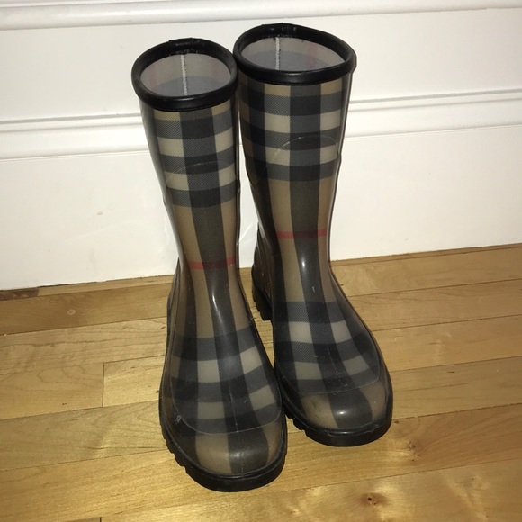 burberry short rain boots